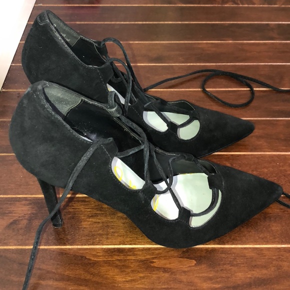 Lace Up Heels - Picture 4 of 5